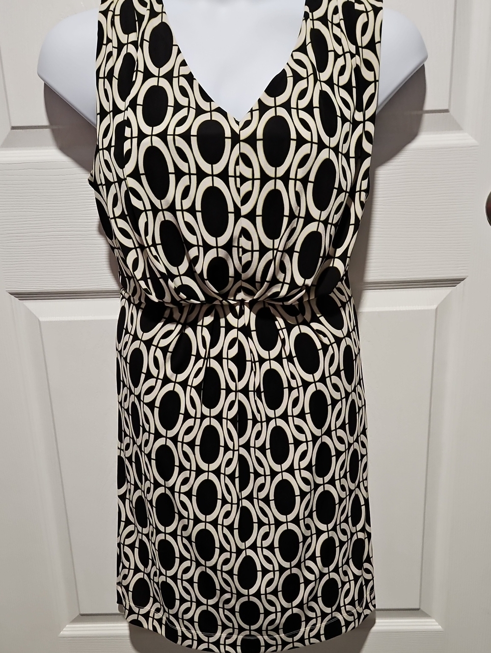 Banana Republic Black and Cream Geometric V-Neck Mini Dress